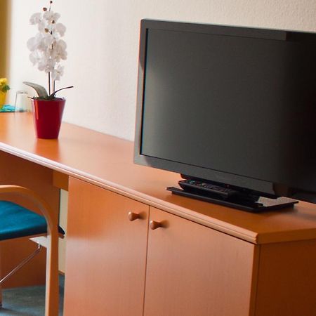 Hotel Am Droemling Versfelde ภายนอก รูปภาพ